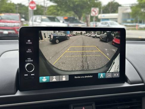 Used 2023 Honda Pilot Touring image 33