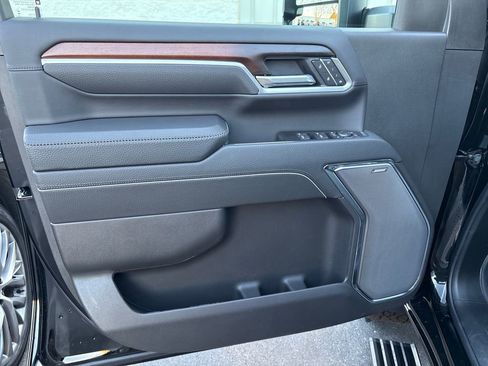 New 2026 GMC Sierra 2500 Denali w/ Denali Reserve Package image 16