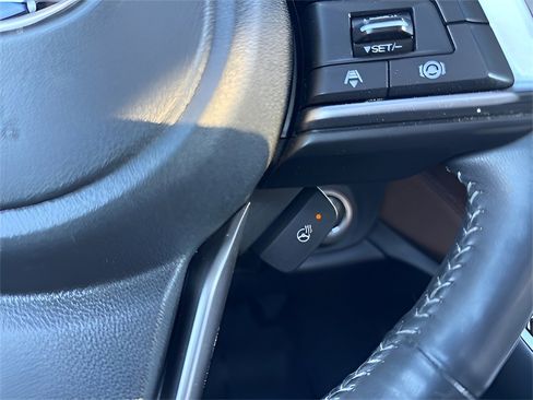 Used 2022 Subaru Outback Touring image 22