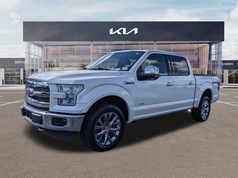 Used 2017 Ford F150 Lariat w/ Equipment Group 502A Luxury image 6