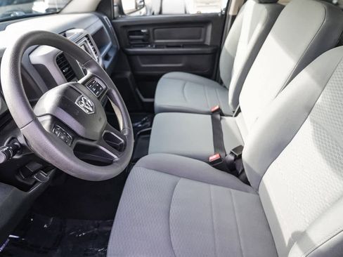 Used 2018 RAM 1500 Express image 17