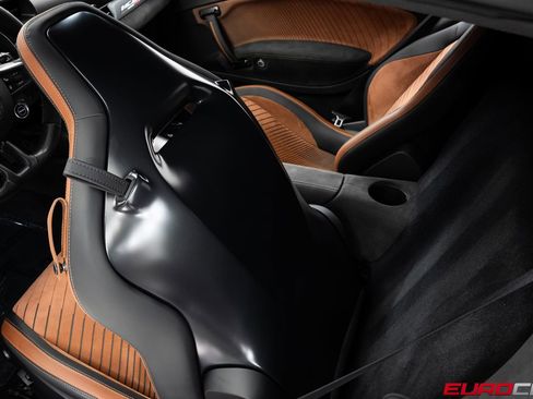 Used 2022 Maserati MC20 Coupe RWD image 45