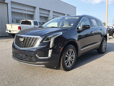 Used 2022 Cadillac XT5 Premium Luxury FWD image 2