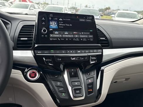 New 2026 Honda Odyssey Touring image 34