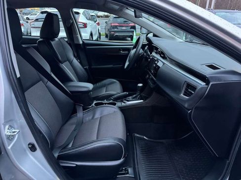 Used 2016 Toyota Corolla S image 10