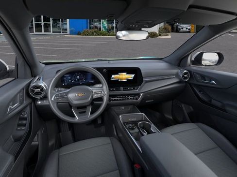 New 2026 Chevrolet Equinox LT w/ Convenience Package II image 15