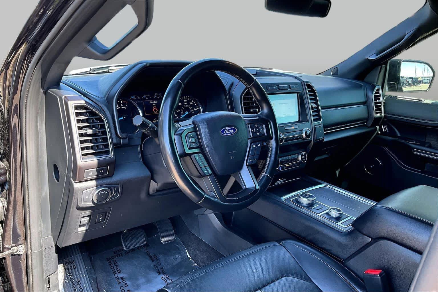 Used 2019 Ford Expedition Max Limited w/ Driver Assistance Package AWD/4WD image 18