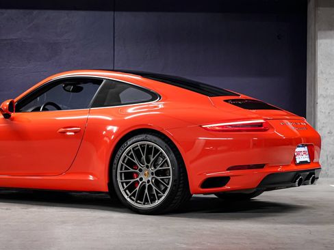 Used 2017 Porsche 911 Carrera S RWD image 33