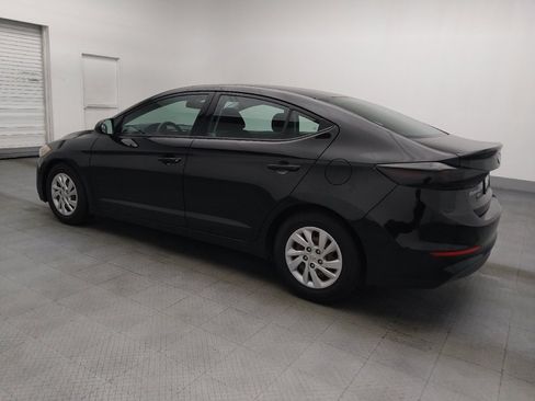 Used 2018 Hyundai Elantra SE FWD image 3