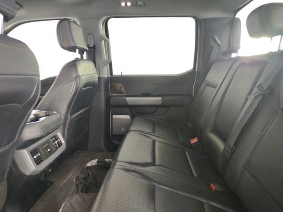 Used 2025 Ford F250 Lariat w/ FX4 Off-Road Package AWD/4WD image 19