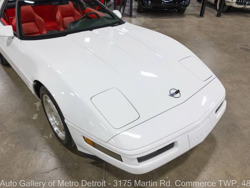 Used 1996 Chevrolet Corvette Coupe RWD image 14