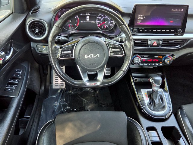 Used 2023 Kia Forte GT-Line w/ GT-Line Premium Package FWD image 13