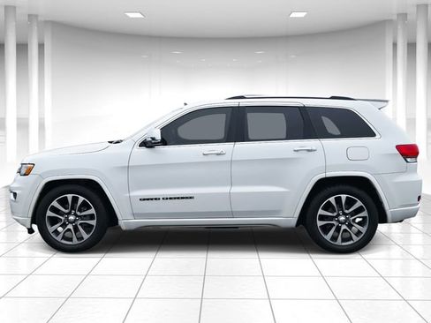 Used 2018 Jeep Grand Cherokee Overland image 2