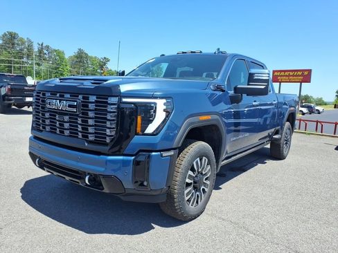 New 2026 GMC Sierra 2500 Denali Ultimate w/ Max Trailering Package AWD/4WD image 3
