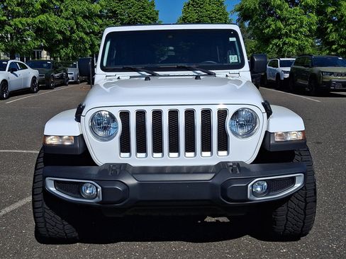 Used 2022 Jeep Wrangler Unlimited Sahara w/ Cold Weather Group AWD/4WD image 8
