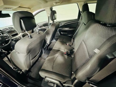 Used 2018 Dodge Journey SE image 10