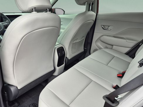 New 2026 Hyundai Kona Limited FWD image 16