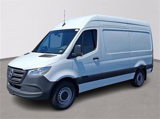Used 2025 Mercedes-Benz Sprinter 2500 video 1