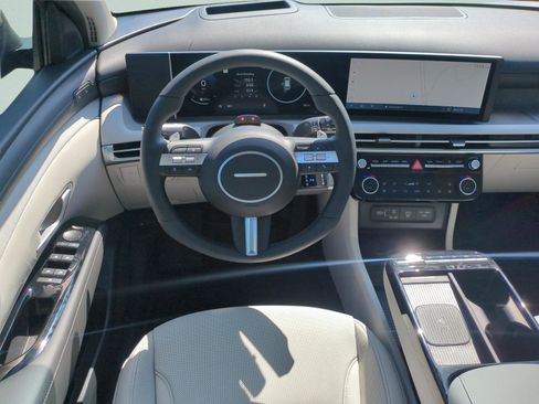 New 2026 Hyundai Tucson Limited image 22