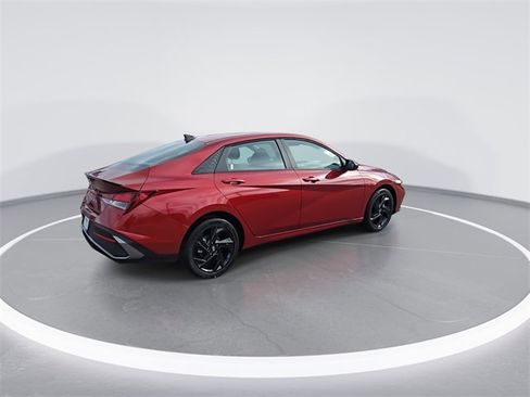 New 2026 Hyundai Elantra Sport image 8