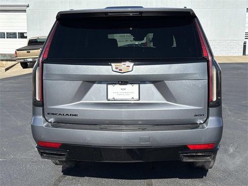 Used 2022 Cadillac Escalade ESV Sport w/ Touring Package image 3
