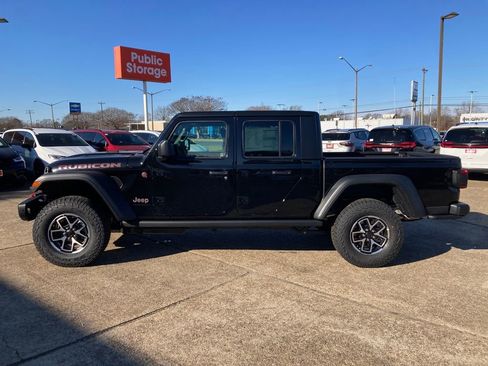 New 2026 Jeep Gladiator Rubicon w/ Safety Group AWD/4WD image 2