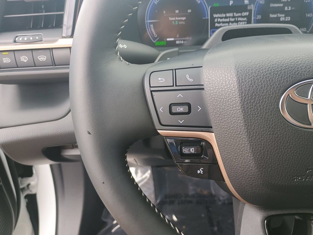 Used 2025 Toyota Crown Signia w/ Advanced Technology Package AWD/4WD image 26
