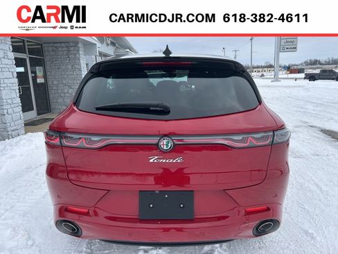 Used 2025 Alfa Romeo Tonale Tributo Italiano AWD/4WD image 5