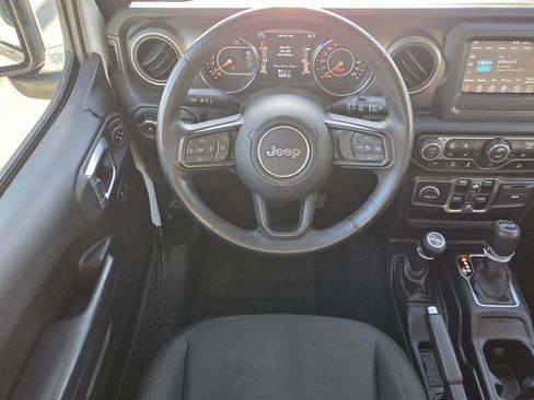 Certified 2019 Jeep Wrangler Unlimited Sport S image 11