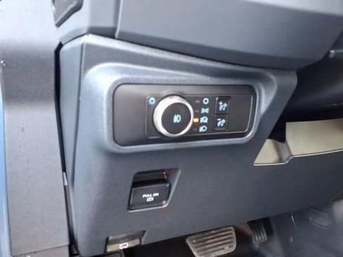 New 2025 Ford Bronco Badlands image 18