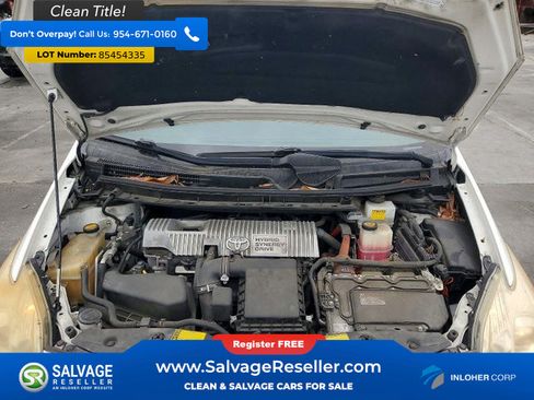 Used 2013 Toyota Prius Two FWD image 15