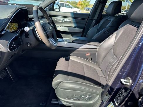 Used 2024 Genesis GV70 2.5T w/ Sport Prestige Package image 20