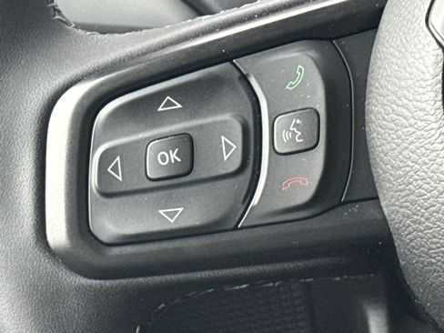 Used 2026 Jeep Wrangler Unlimited Rubicon w/ Technology Group AWD/4WD image 18