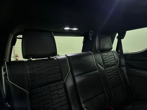 Certified 2024 Cadillac Escalade Premium Luxury Platinum AWD/4WD image 24