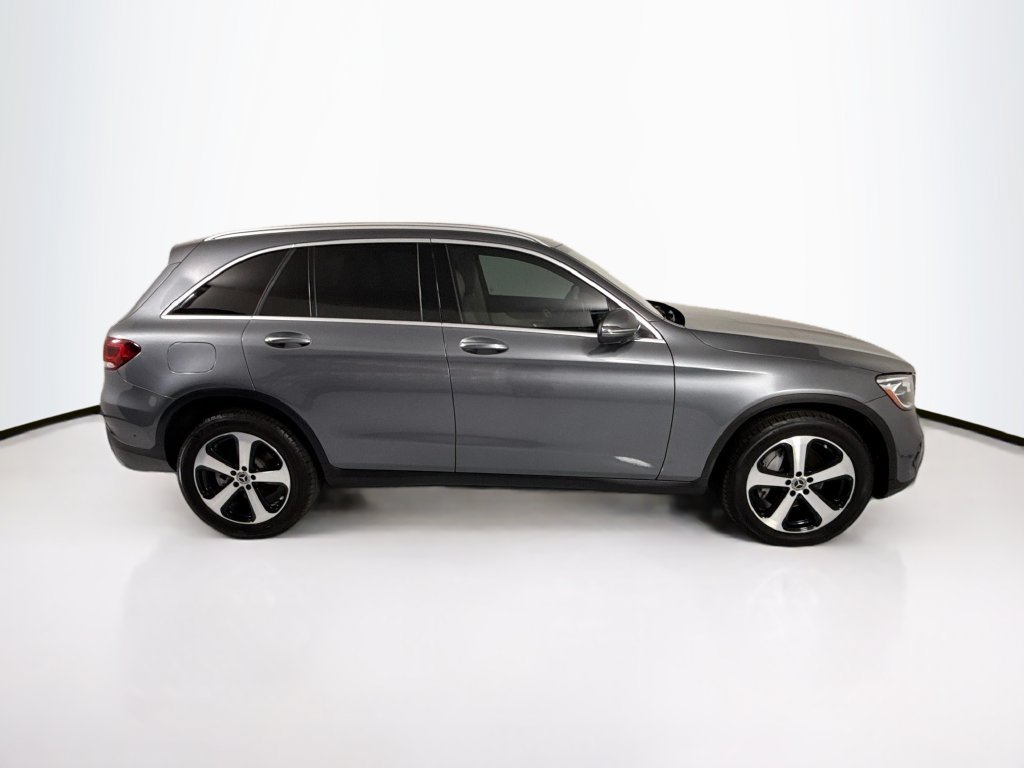 Certified 2021 Mercedes-Benz GLC 300 4MATIC image 4
