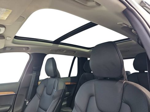 Used 2024 Volvo XC90 B5 Plus w/ Protection Package Premier AWD/4WD image 29