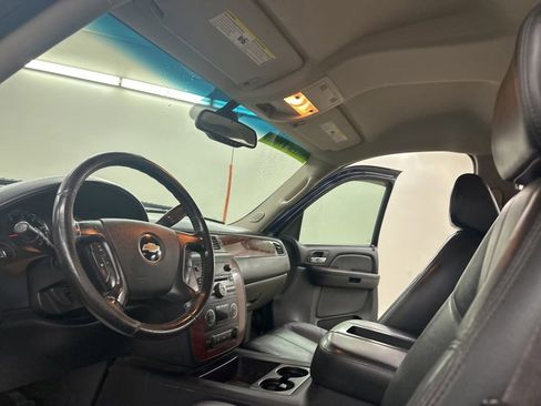 Used 2009 Chevrolet Silverado 1500 LTZ w/ Safety Package AWD/4WD image 28