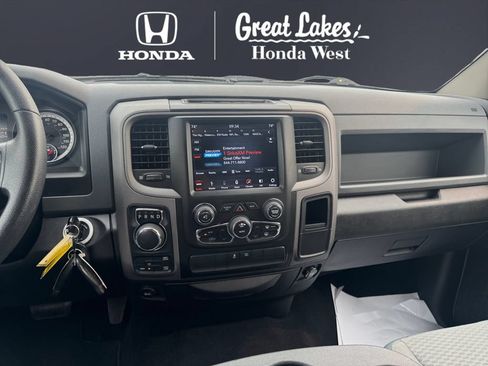Used 2019 RAM 1500 Express w/ Wheel & Sound Group AWD/4WD image 11