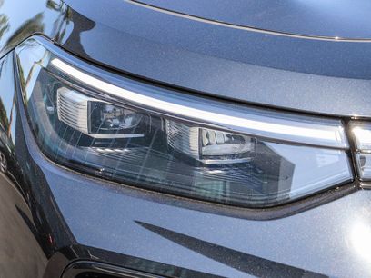 New 2026 Volkswagen Tiguan SE R-Line