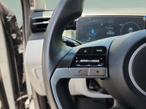 Used 2024 Hyundai Tucson SEL w/ Convenience Package image 11