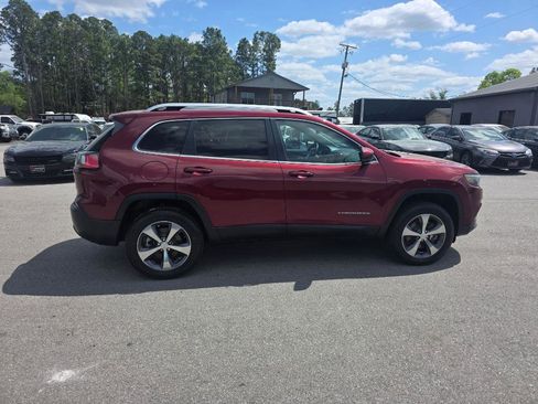 Used 2019 Jeep Cherokee Limited image 4