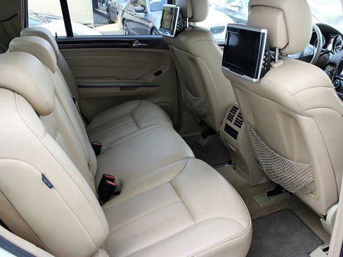 Used 2010 Mercedes-Benz GL 450 4MATIC image 15