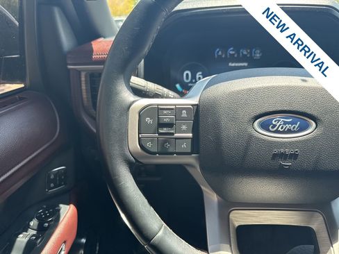 Used 2023 Ford Expedition Max Limited AWD/4WD image 23