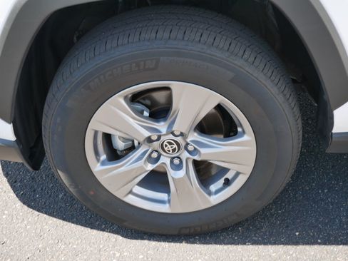 Certified 2025 Toyota RAV4 XLE AWD/4WD image 15