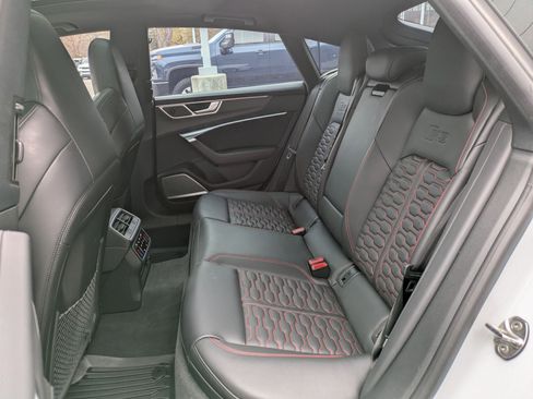 Used 2022 Audi RS 7 Sportback image 29