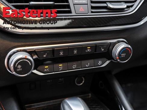 Used 2023 Nissan Altima 2.5 SR w/ SR Premium Package AWD/4WD image 20