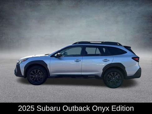 Used 2025 Subaru Outback Onyx Edition AWD/4WD image 2