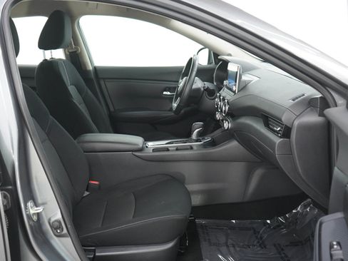 Used 2022 Nissan Sentra SV w/ Electronics Package FWD image 11