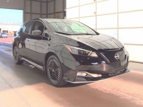 Used 2024 Nissan Leaf SV Plus FWD image 2