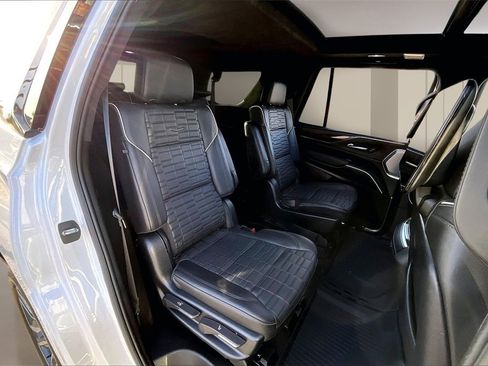 Used 2023 Cadillac Escalade Sport Platinum image 29